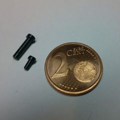 screws 1.5 mm and 2 mm